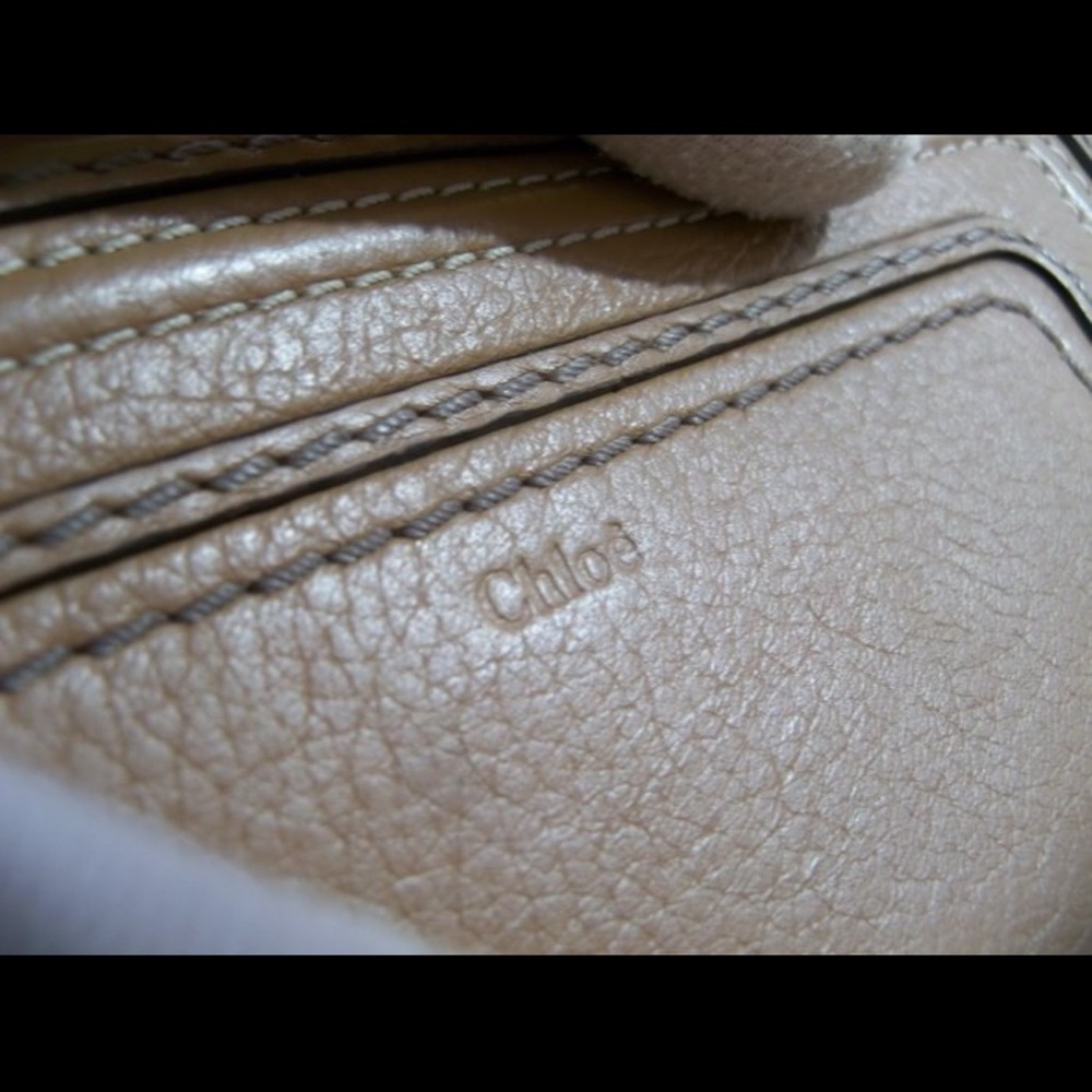 Chloe Tan Leather Zip Wallet with Gold Hardware - Picture 6 of 12